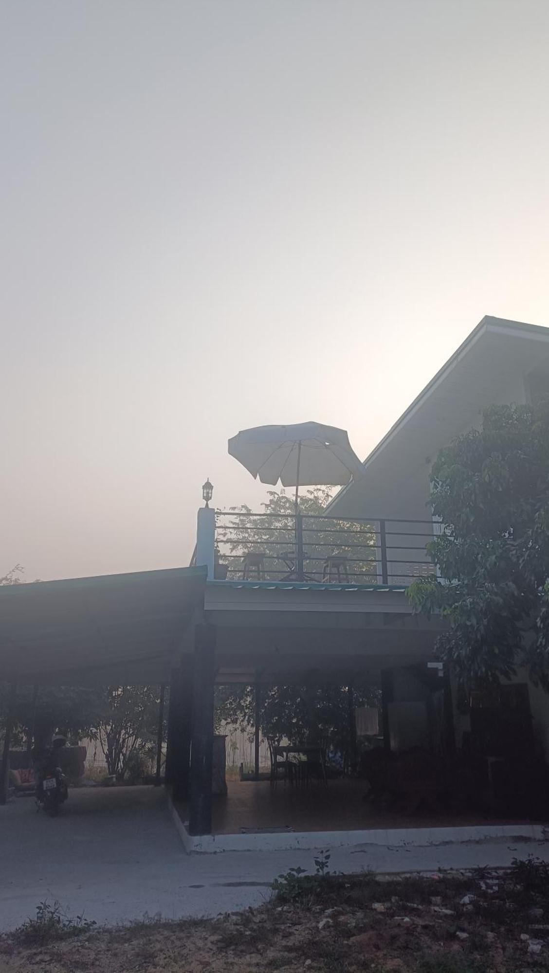 ไร่ดง โฮมเสตย์ Hotel Ban Pong Nua Bagian luar foto